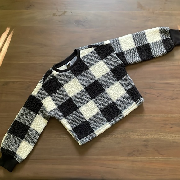 Old Navy Girls Fleece pullover sweatshirt size Medium/ 8 - Picture 3 of 6